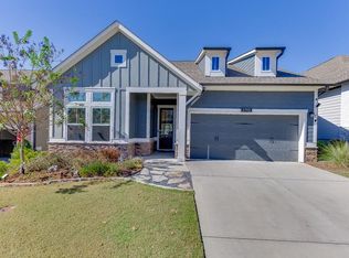 6968 River Rock Dr, Flowery Branch, GA 30542