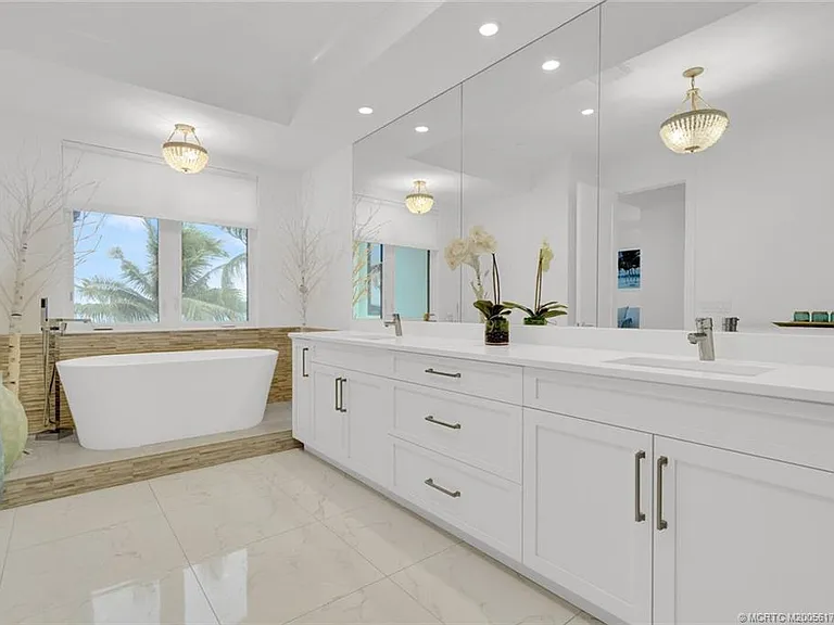 104 Water Club Ct N #18 — Photo 23