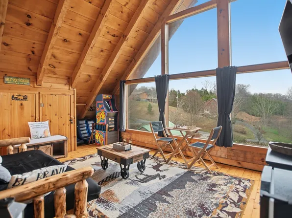 (undisclosed Address), Sevierville, TN 37862