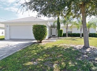 403 NW Ravenswood Ln, Port Saint Lucie, FL 34983