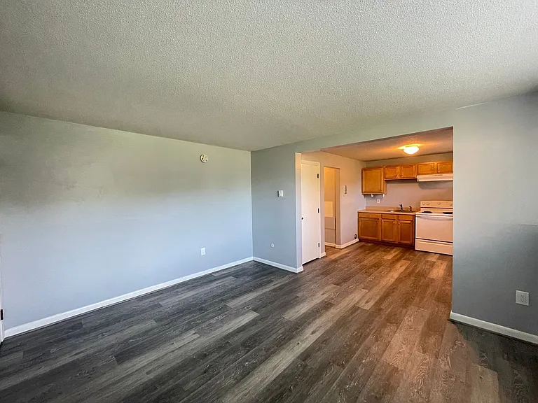 181 Loudon Rd #212 — Photo 8