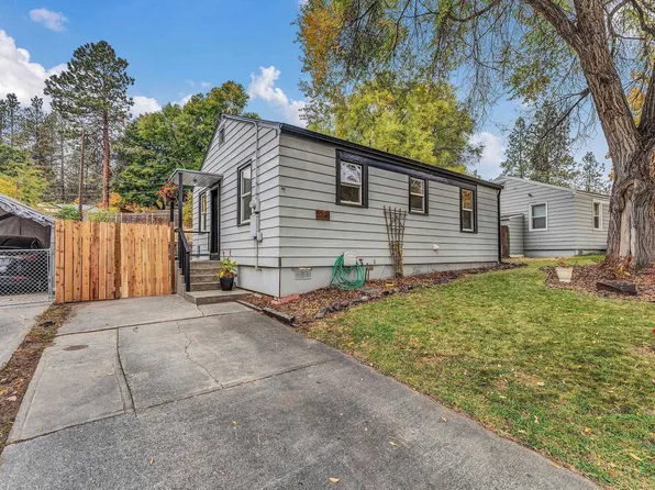 3238 W Trinity Cir, Spokane, WA 99224