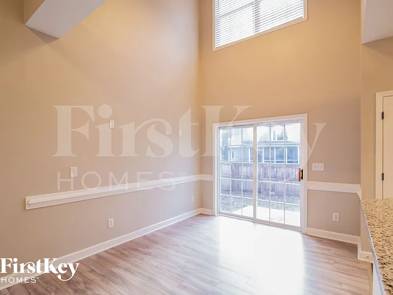 116 Scottswood Dr — Photo 6