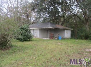 8282 Washington Ln, Greenwell Springs, LA 70739