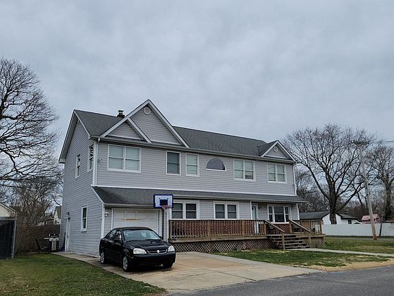 3rd image of 43 Pinetop Dr