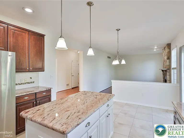 2784 Clark Pl — Photo 15