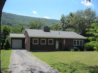 244 Ridgecrest Rd, Bluefield, WV 24701