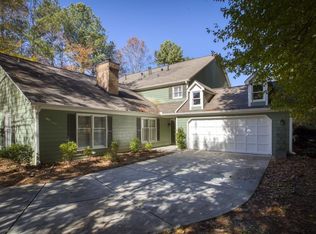 144 Great Oaks Ln, Roswell, GA 30075