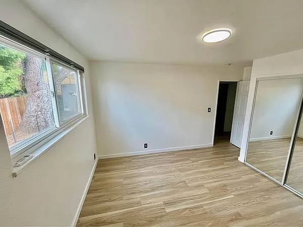 1305 Kerr Way — Photo 10