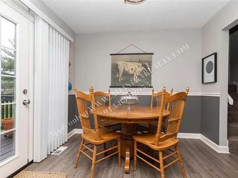 621 N Cedar St — Photo 10