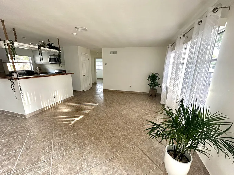 250 Andros Dr — Photo 9