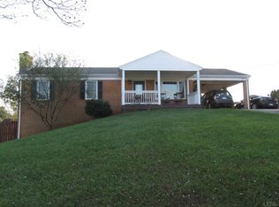 206 Maple Hills Dr, Lynchburg, VA 24502