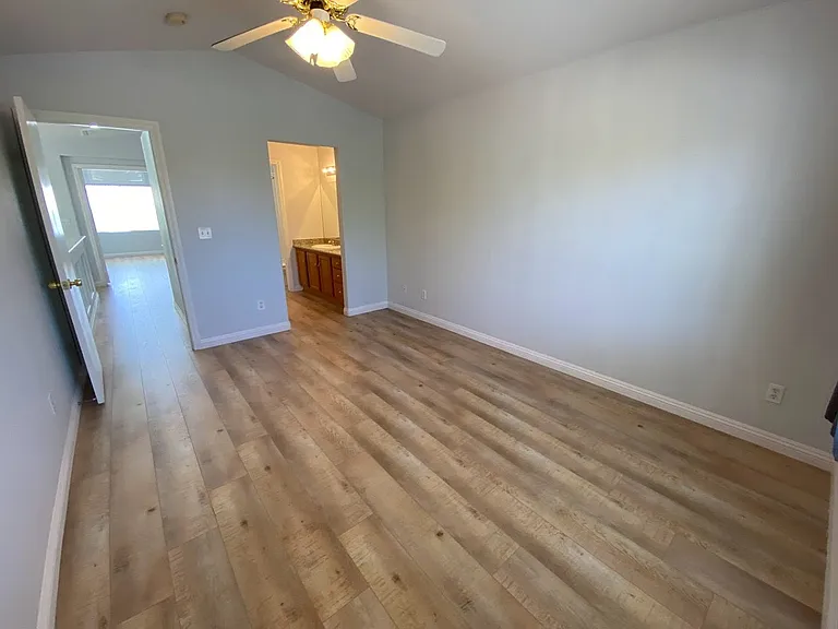 808 Midpride St — Photo 14