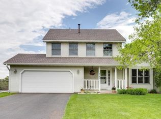 2565 Hilo Ave N, Oakdale, MN 55128