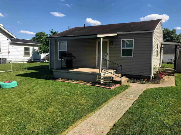 1813 W 10th St, Muncie, IN 47302