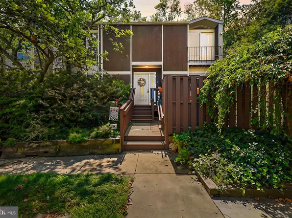 10384 May Wind Ct, Columbia, MD 21044
