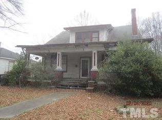 622 E Montgomery St, Henderson, NC 27536
