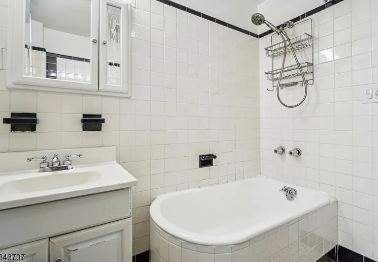 44 Elm St #2 — Photo 22