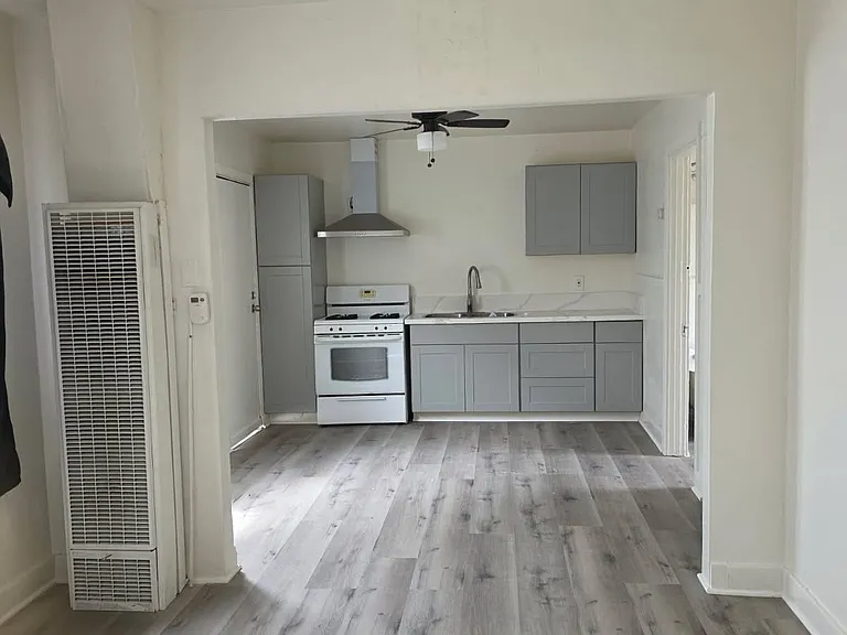 173 S Lemon St — Photo 6