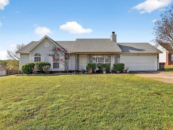1001 Opal Dr, Van Buren, AR 72956