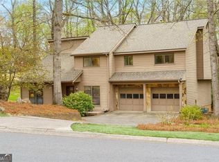 2252 Chimney Springs Dr, Marietta, GA