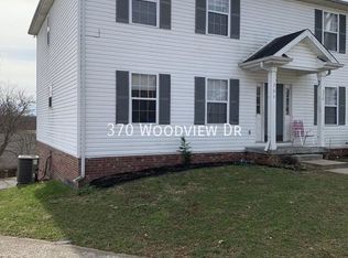 370 Woodview Dr, Lexington, KY 40515