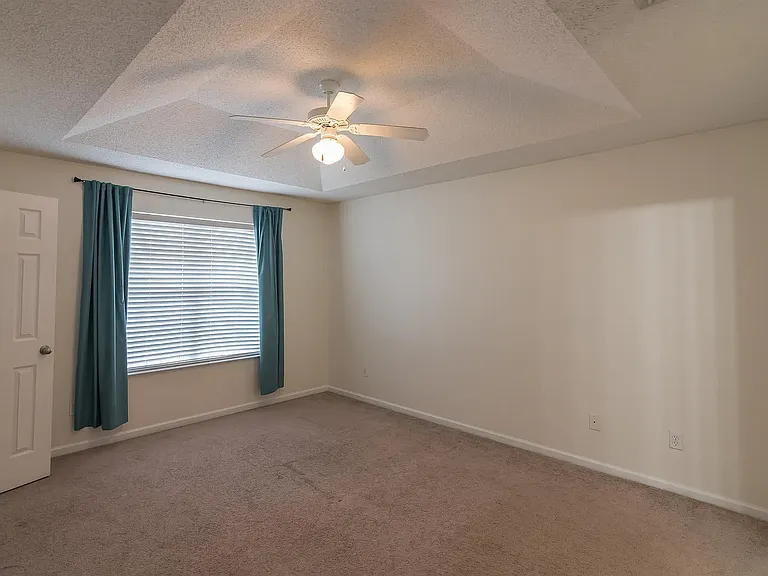 1660 Corey Wood Cir — Photo 10