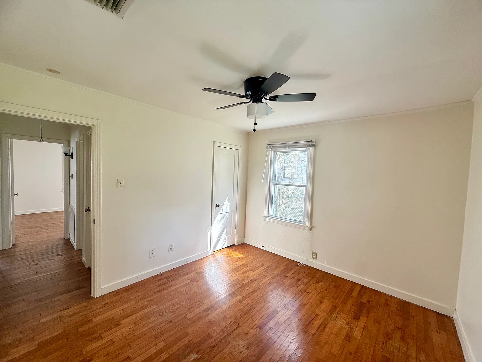 2 bed, 816 sqft, $1,200 — Photo 3