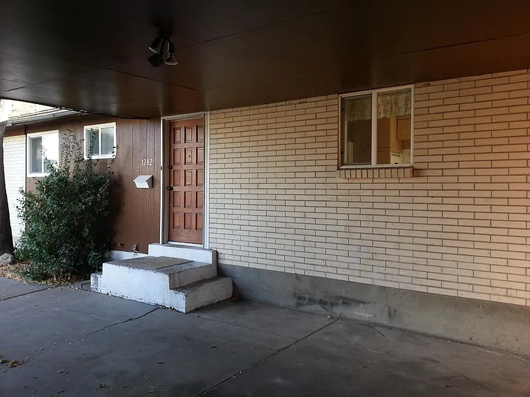 1282 E Pagos Ave — Photo 1