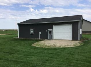 6805 S Mount Hope Rd, Carson City, MI 48811