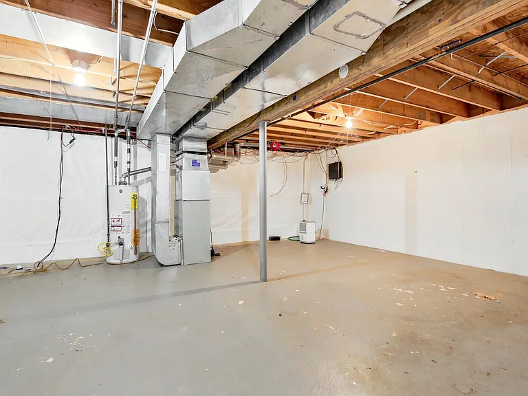 27 White Pine Ct — Photo 15