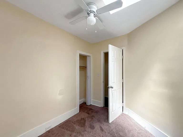 1617 N Warwick Ave — Photo 19
