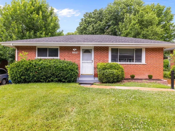 1149 Walker Ave, Saint Louis, MO 63138