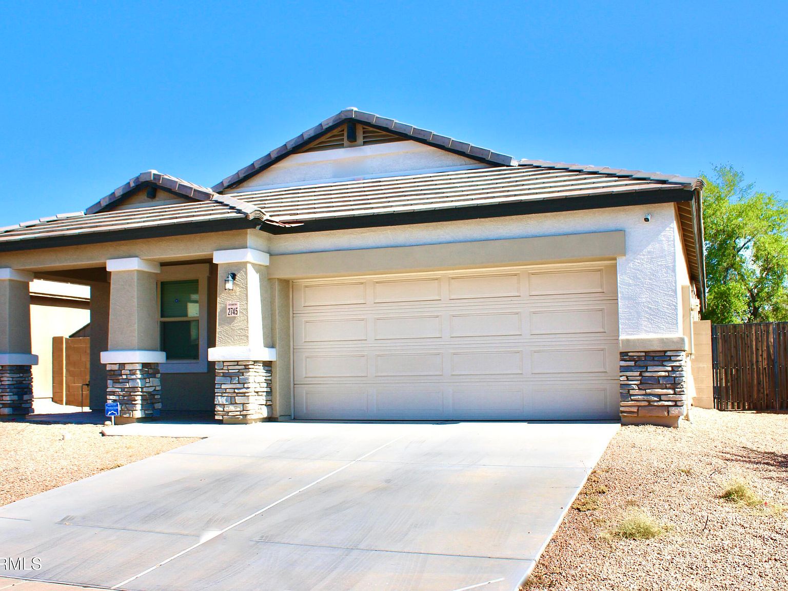 2745 W Jessica Lane, Phoenix, AZ 85041 | Zillow