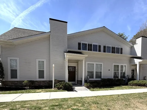 7917 Lupine Ct, Pasadena, MD 21122