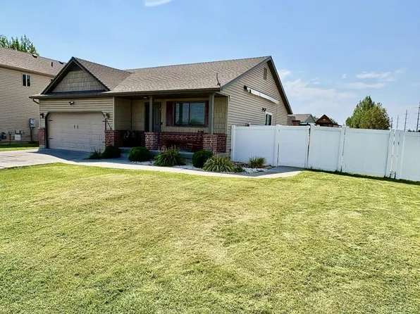 3518 E Pearce Dr, Idaho Falls, ID 83401