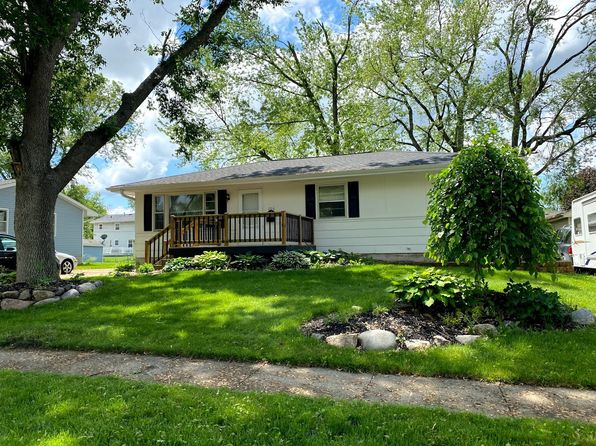 206 NE Sherman Dr