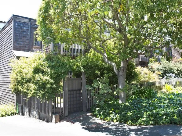 1384 Henry St, Berkeley, CA 94709