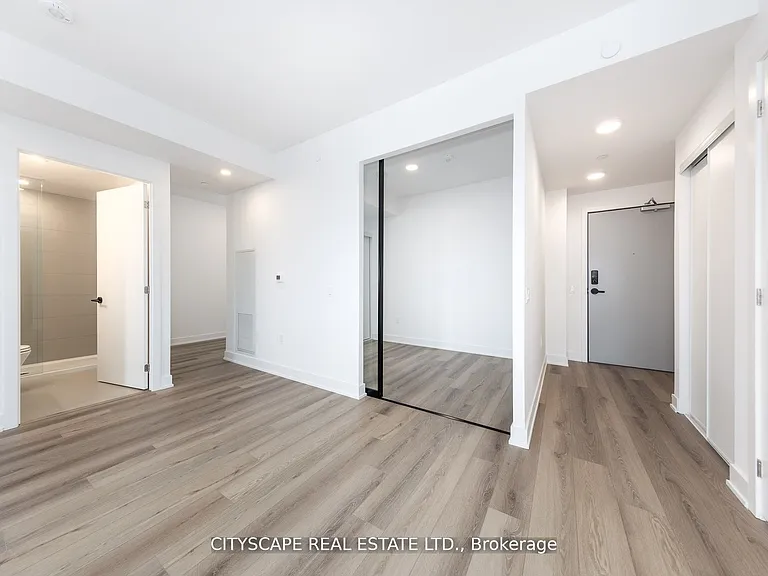 758 Dovercourt Rd W #805 — Photo 3