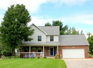 3321 E Ryan Dr, Midland, MI 48642