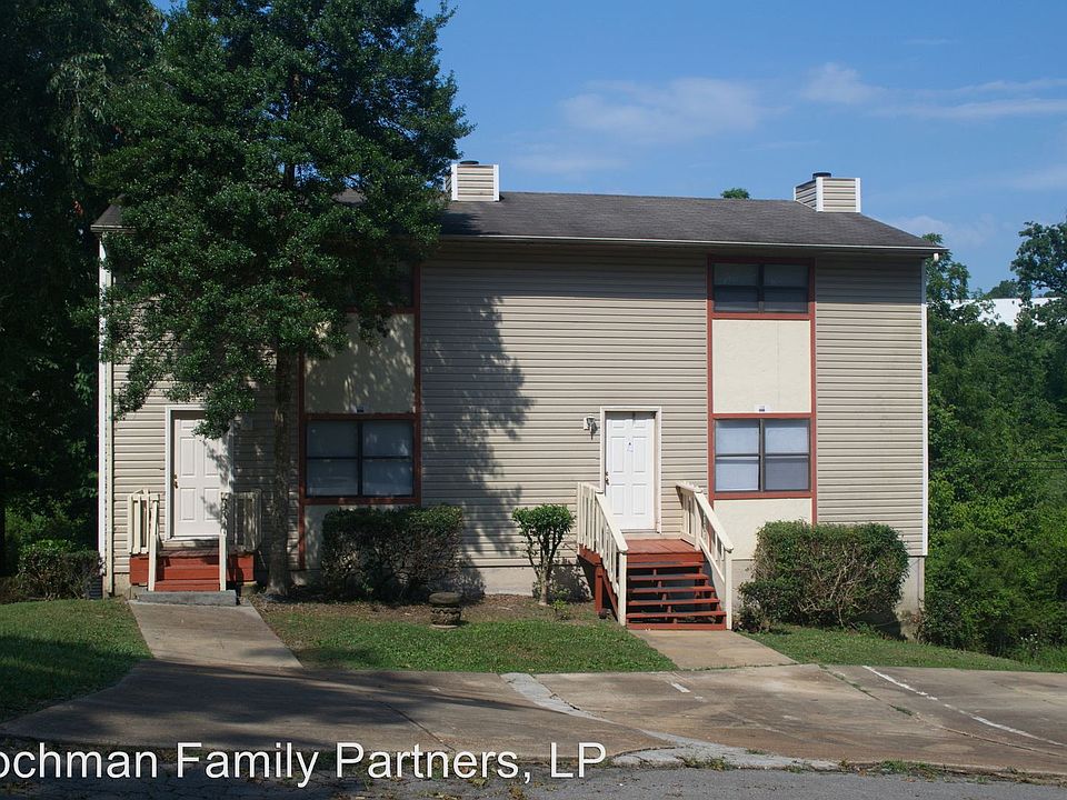 1st image of 8 Knollwood Cir