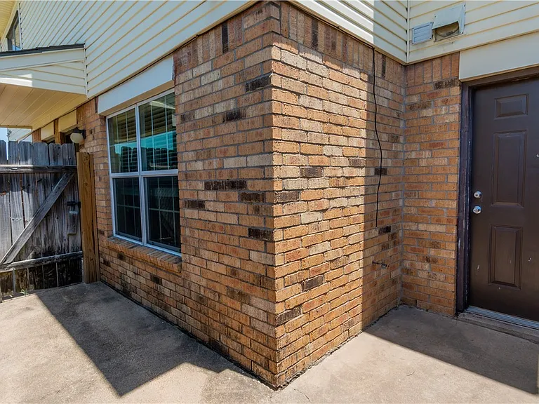 1801 Treehouse Trl #A — Photo 8