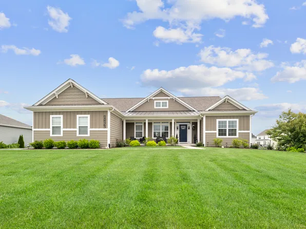 (undisclosed Address), Saint Charles, IL 60175