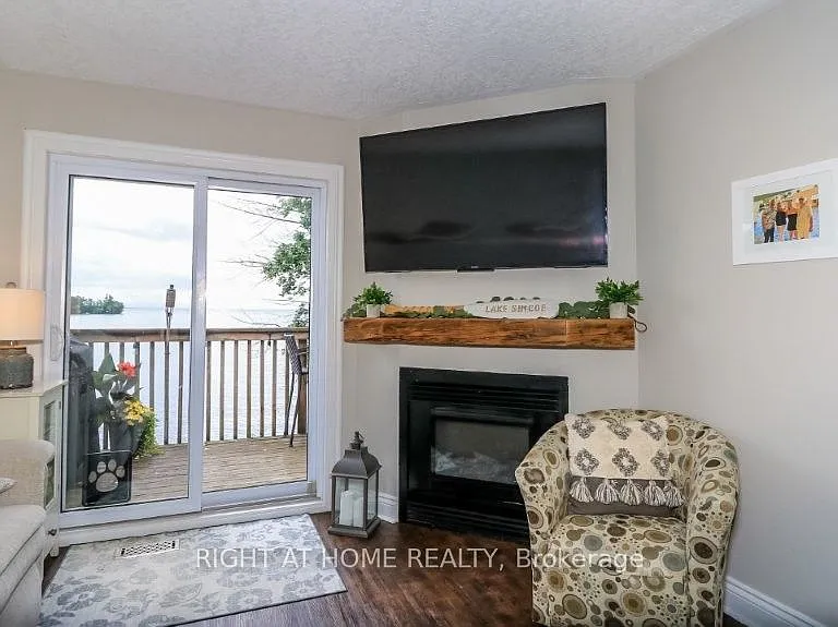 43 Olive Cres #201 — Photo 10