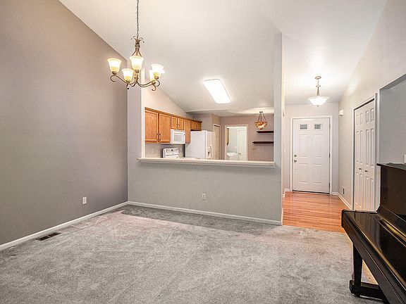 5th image of 1821 Wexford Dr