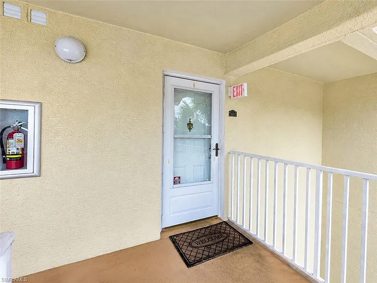 8294 Key Royal Cir #1631 — Photo 26