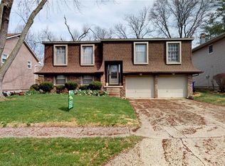 3230 Vining Dr, Decatur, IL 62521