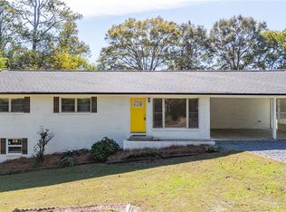 111 Nike Dr, Calhoun, GA 30701