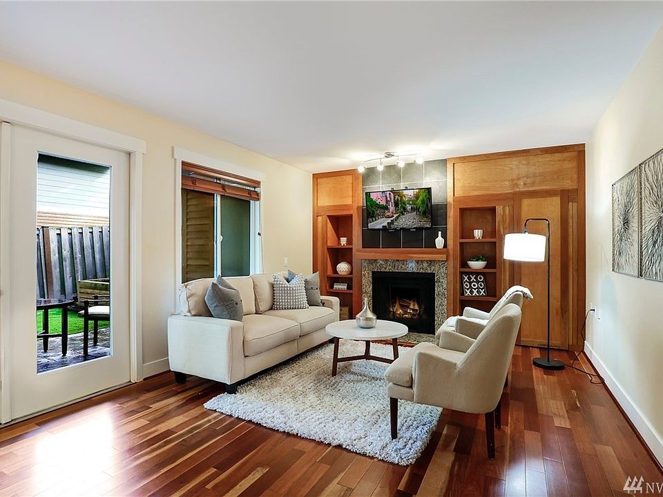 1st image of 15406 NE 15th Pl APT 11