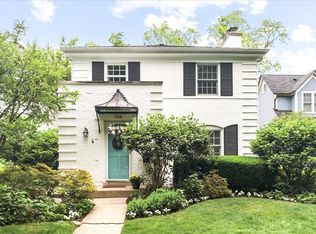 1726 Walnut Ave, Wilmette, IL 60091